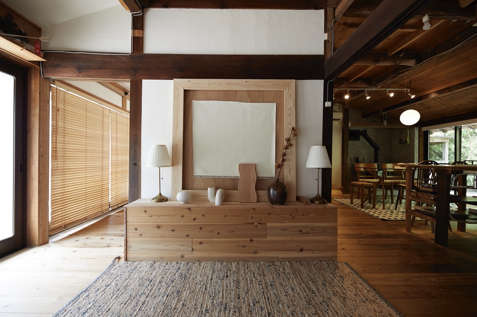 アトリエトナリ